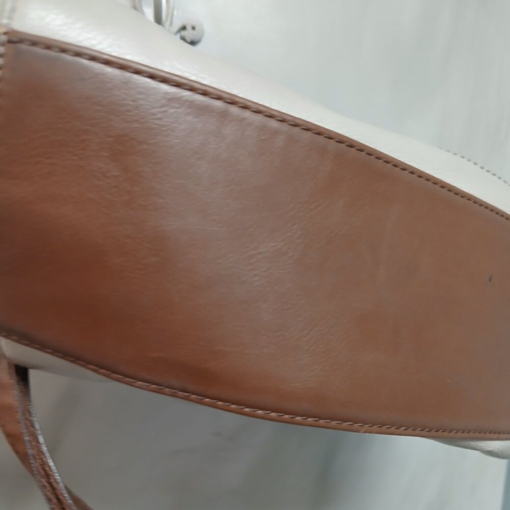 Fossil Cream And Tan Satchel - image 8